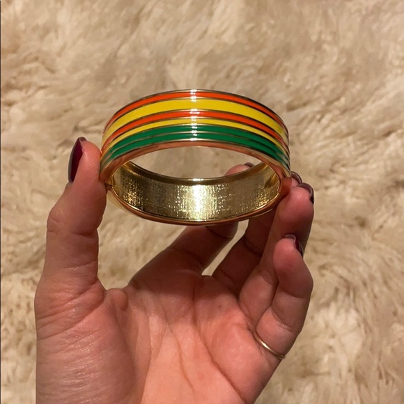 Stackable Gold Bangles - Picture 4 of 7